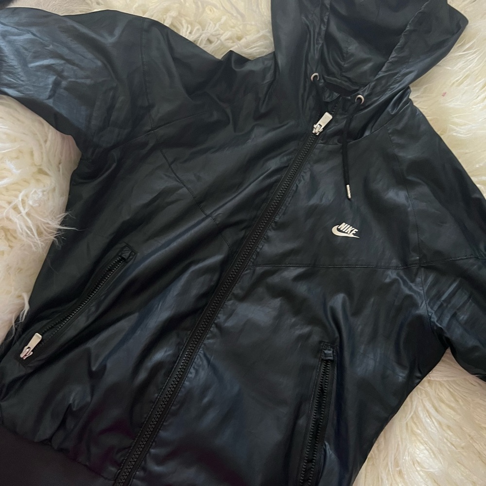 Nike windbreaker